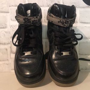 NIKE ladies. Air FORCE 1